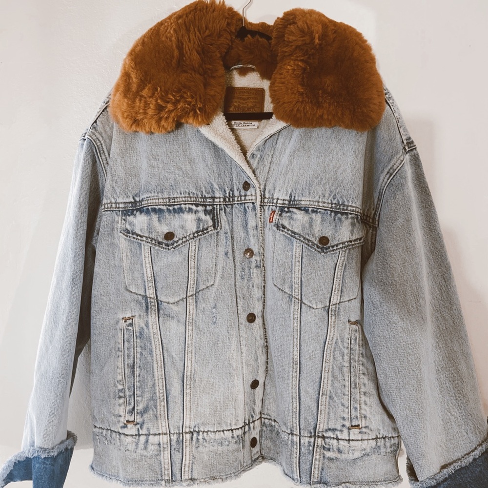 Levi’s fur collar jacket